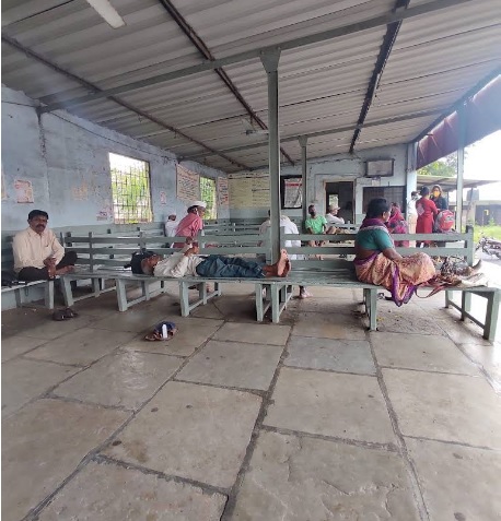 talegaon bus stand waiting room